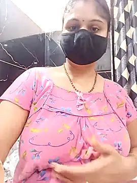 Cute-Aadhvita online show from February 2026 01:32:01 AM