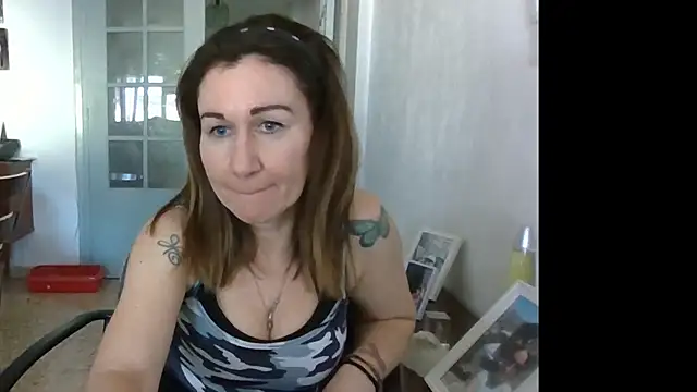 TamaraSweetxo online show from April 2026 04:24:01 PM