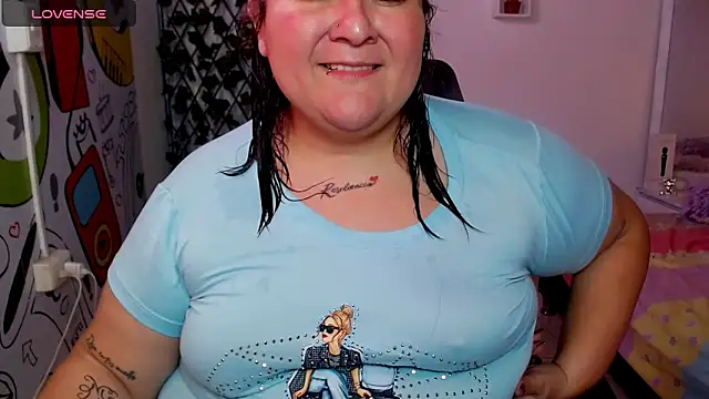 Snapshot of julieta_733 chatting on December 2024 02:03:02 PM julieta 733 online show from December 2024 02:03:02 PM