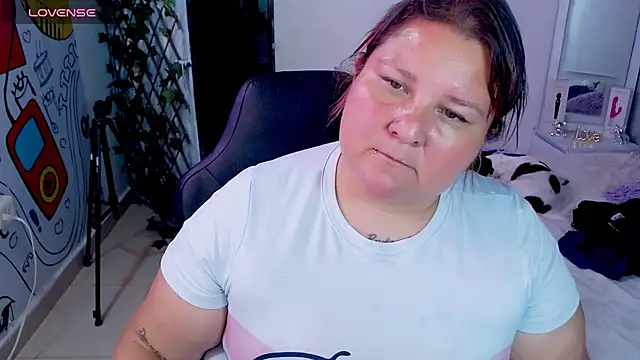 Snapshot of julieta_733 chatting on January 2025 02:49:02 AM julieta 733 online show from January 2025 02:49:02 AM