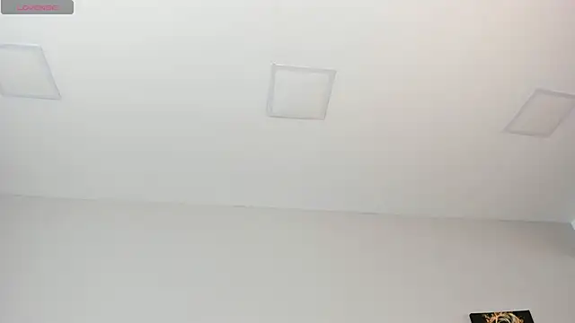 Robin Rief online show from November 2025 03:26:02 AM