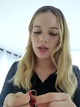 Snapshot of NicoleCut chatting on February 2025 11:02:02 AM NicoleCut online show from February 2025 11:02:02 AM