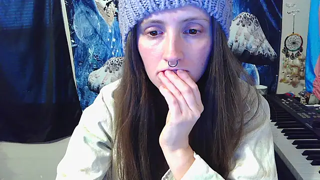  hellostormy  online show from December 2025 04:13:01 PM