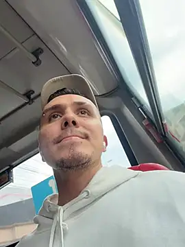 adam-rivera online show from March 2026 09:10:01 PM