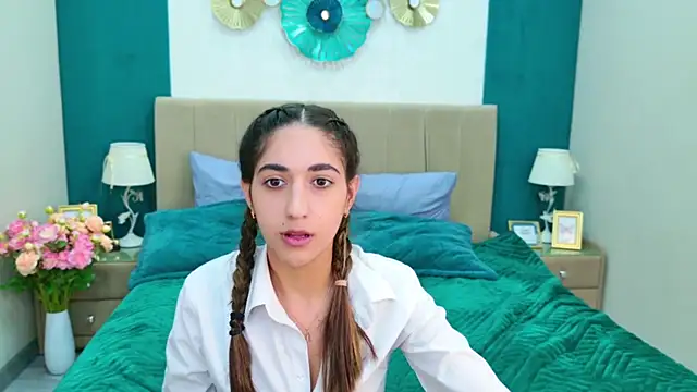 Teresa Stane online show from January 2025 12:32:02 PM