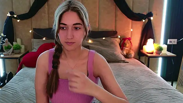 Teresa Stane online show from March 2025 04:49:01 AM