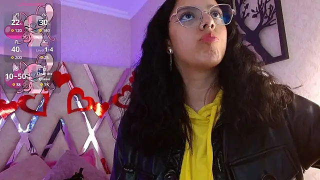 Aurora Brownn online show from March 2025 01:43:01 AM