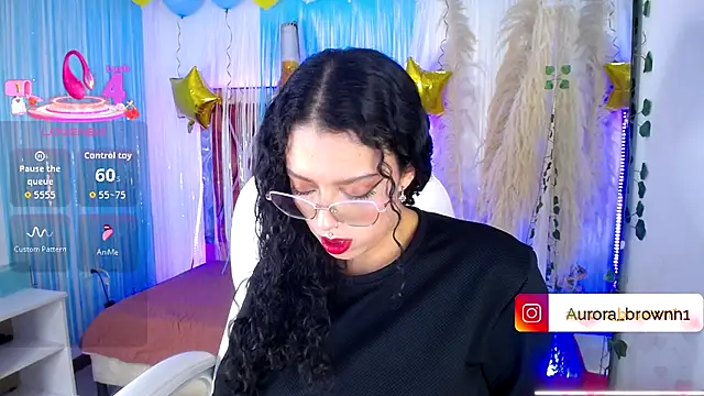 Aurora Brownn online show from October 2025 04:51:02 AM