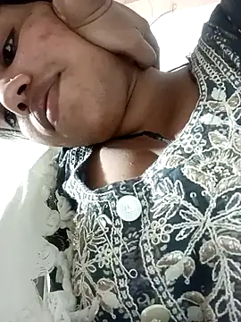 Haniya-143 online show from December 2024 11:07:02 AM