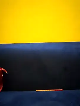 Haniya-143 online show from October 2025 11:14:01 PM