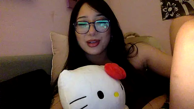 Snapshot of tokyobaby chatting on December 2024 07:57:01 PM tokyobaby online show from December 2024 07:57:01 PM