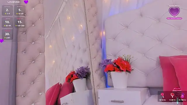 Snapshot of anchela-garcia1 chatting on September 2025 12:27:02 PM anchela-garcia1 online show from September 2025 12:27:02 PM