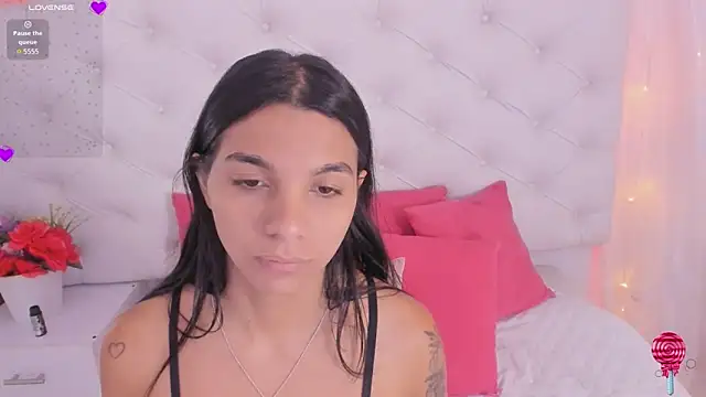 Snapshot of anchela-garcia1 chatting on September 2025 12:18:02 PM anchela-garcia1 online show from September 2025 12:18:02 PM