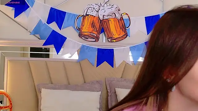 MeganMour online show from September 2025 05:07:02 PM