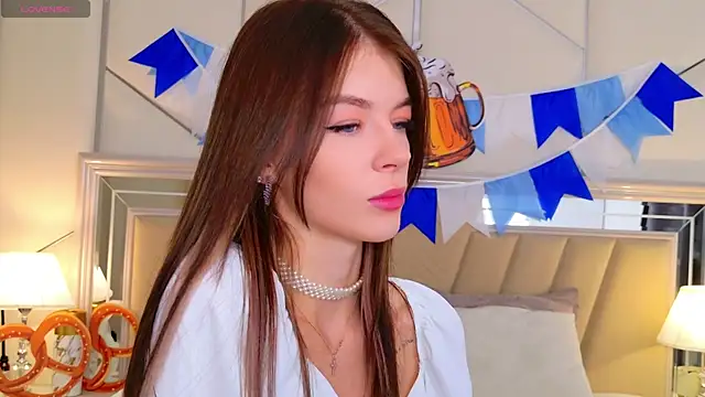 MeganMour online show from September 2025 04:56:01 PM