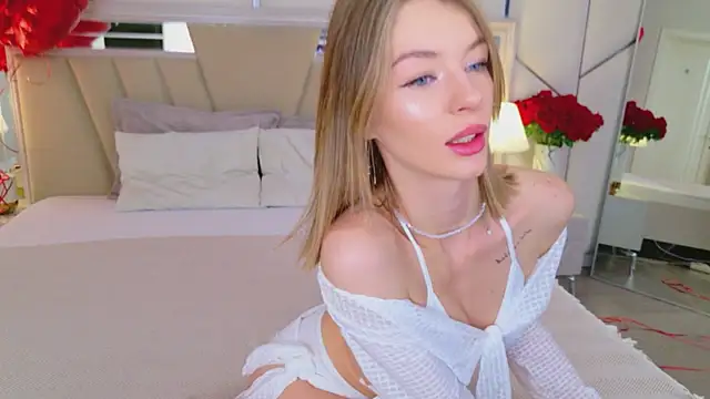 MeganMour online show from February 2026 05:06:02 PM