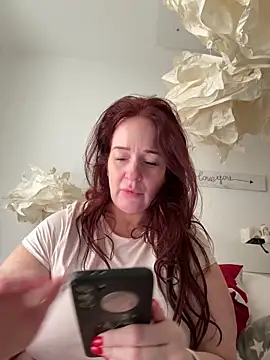 Engel mia online show from December 2025 10:13:01 AM