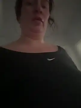 Engel mia online show from February 2026 02:06:01 PM