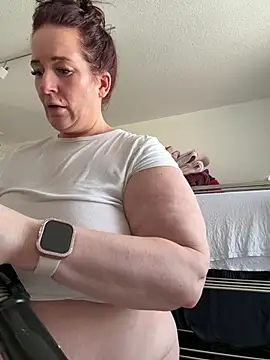 Engel mia online show from March 2026 12:52:02 PM