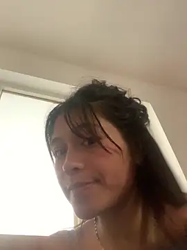 mariana 21x online show from December 2024 03:24:02 PM
