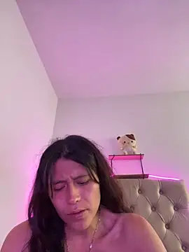 mariana 21x online show from January 2025 06:53:02 PM