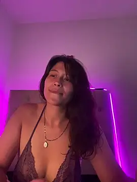 mariana 21x online show from January 2025 12:31:01 PM