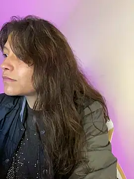 mariana 21x online show from January 2025 12:58:01 PM