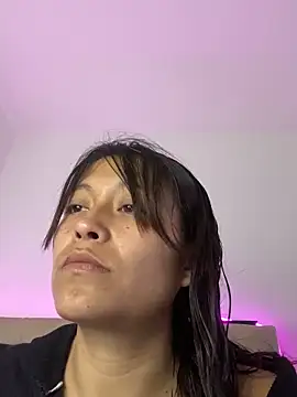 mariana 21x online show from February 2025 12:59:01 PM