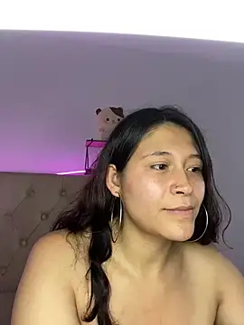 mariana 21x online show from February 2025 03:59:01 PM