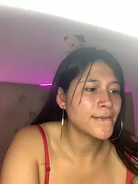 mariana 21x online show from March 2025 07:01:02 PM
