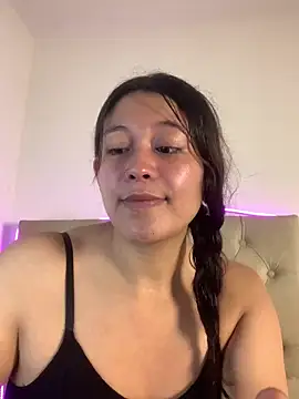 mariana 21x online show from March 2025 12:52:02 PM