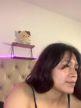 mariana 21x online show from March 2025 04:30:01 PM
