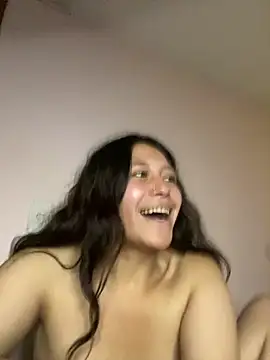 mariana 21x online show from March 2025 04:15:02 PM