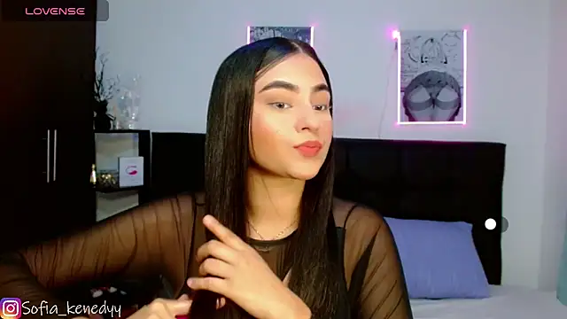 Snapshot of Sofia_kenedyy chatting on January 2025 09:10:01 PM Sofia kenedyy online show from January 2025 09:10:01 PM