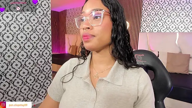 penelope tay1 online show from February 2026 03:12:02 AM