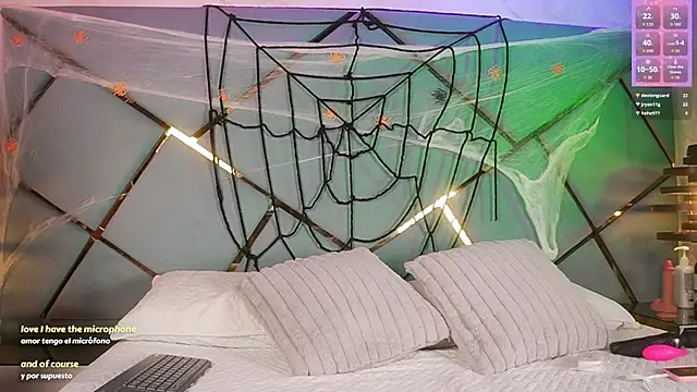 Snapshot of giorgia_13 chatting on October 2025 03:14:01 AM giorgia 13 online show from October 2025 03:14:01 AM