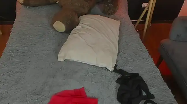 vampy dolll online show from December 2024 11:37:02 PM