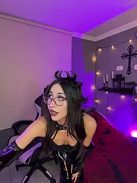 Snapshot of vampy_dolll chatting on May 2026 12:19:01 AM vampy dolll online show from May 2026 12:19:01 AM