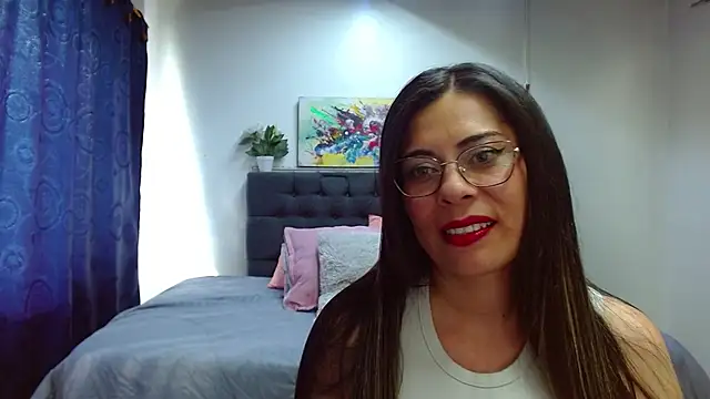 Snapshot of _lara1 chatting on January 2025 07:53:01 PM lara1 online show from January 2025 07:53:01 PM