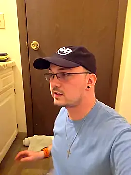 Snapshot of cmichaelxxx chatting on March 2025 06:51:01 PM cmichaelxxx online show from March 2025 06:51:01 PM