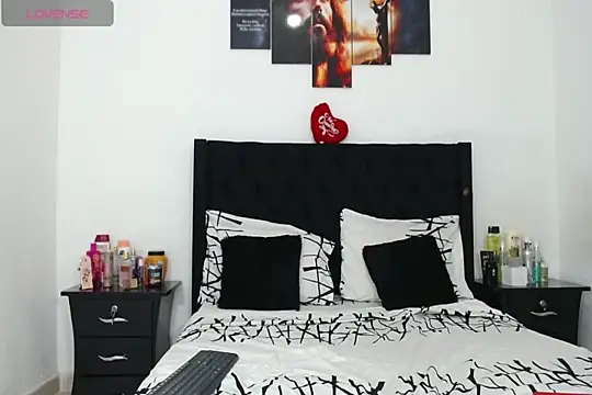 Snapshot of Beautifulkattia chatting on January 2025 08:59:01 PM Beautifulkattia online show from January 2025 08:59:01 PM