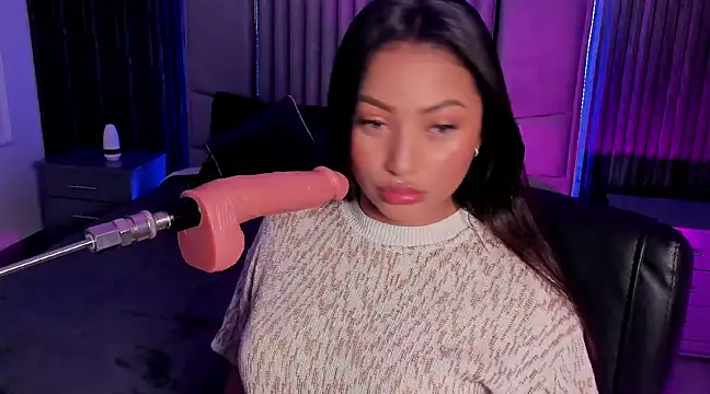 Lillyortiz online show from January 2025 08:56:01 PM