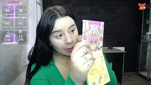 SaraBraun  online show from December 2024 01:43:02 PM