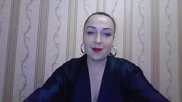 Snapshot of Liza1380 chatting on December 2024 04:14:02 PM Liza1380 online show from December 2024 04:14:02 PM