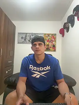 Snapshot of boss_of_cash chatting on September 2025 03:57:01 PM boss of cash online show from September 2025 03:57:01 PM