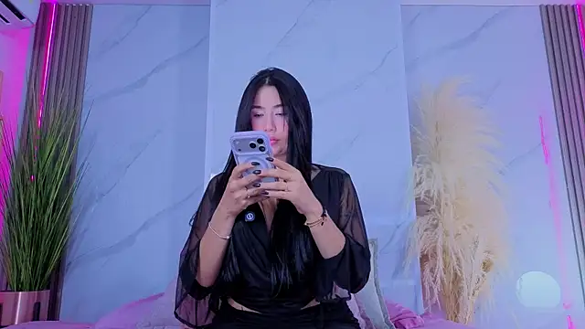 Snapshot of Chlooee__ chatting on April 2026 01:26:01 AM Chlooee online show from April 2026 01:26:01 AM