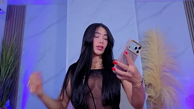 Snapshot of Chlooee__ chatting on July 2026 03:19:02 AM Chlooee online show from July 2026 03:19:02 AM