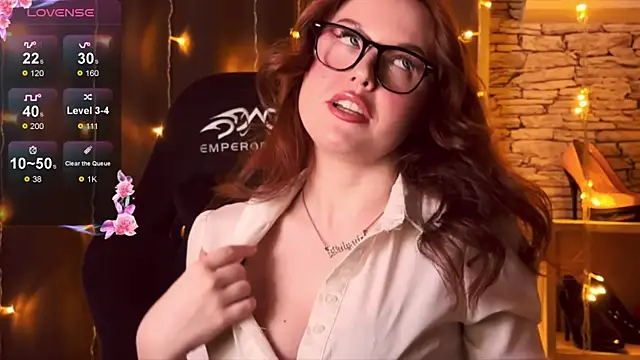 LaurenRossss online show from October 2025 12:17:02 AM