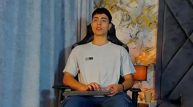 Snapshot of JoshRashfordd chatting on February 2025 11:56:01 AM JoshRashfordd online show from February 2025 11:56:01 AM