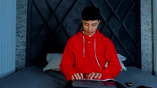 Snapshot of JoshRashfordd chatting on February 2025 12:05:02 PM JoshRashfordd online show from February 2025 12:05:02 PM